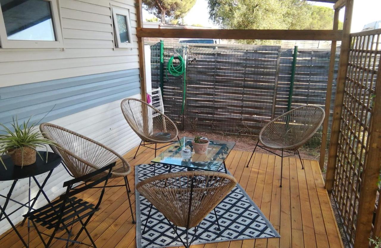 Vacances Mobilhome à Fréjus sur terrain privé Esterno foto